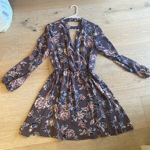 Gorgeous purple floral dress- fits as a size 6/small